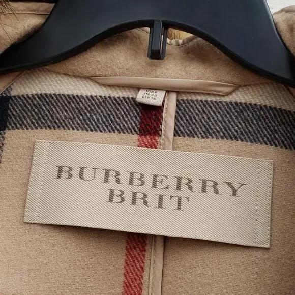 BURBERRY CHECK LINED WOOL TOGGLE DUFFLE COAT WITH FUR TRIMMED HOOD - Picture 7 of 15